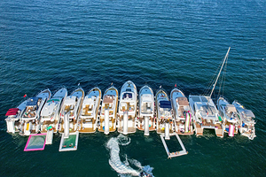 北海银滩洲际游艇旅游中心