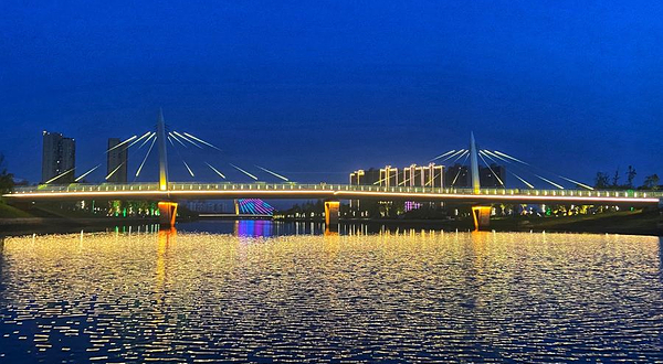 老澴河水上旅游