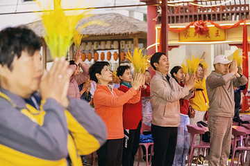 神农架民俗风情篝火晚会第 31 张图片