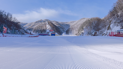 洛阳伏牛山滑雪场第 16 张图片