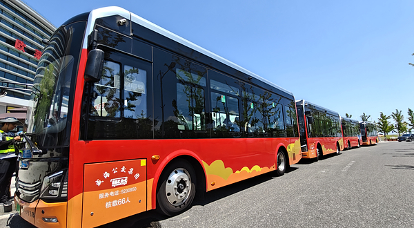 威海环海路观光巴士