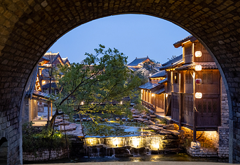 清照泉城·明水古城国际泉水旅游度假区第 15 张图片