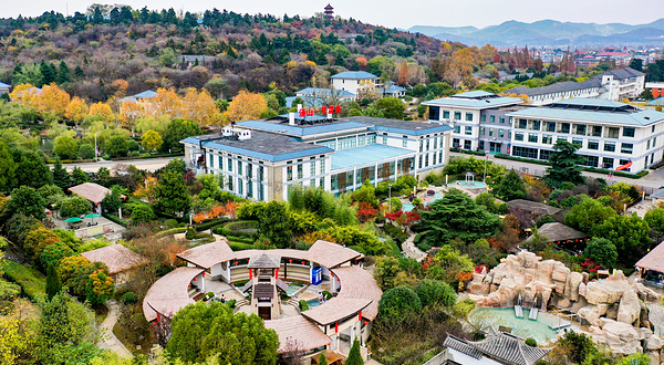 汤山一号温泉度假区