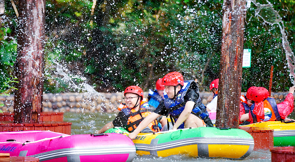 莫干山高山森林漂流