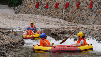 骑龙探秘生态漂