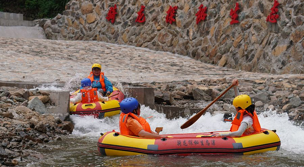 骑龙探秘生态漂