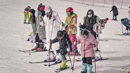 五峰国际滑雪场第 25 张图片