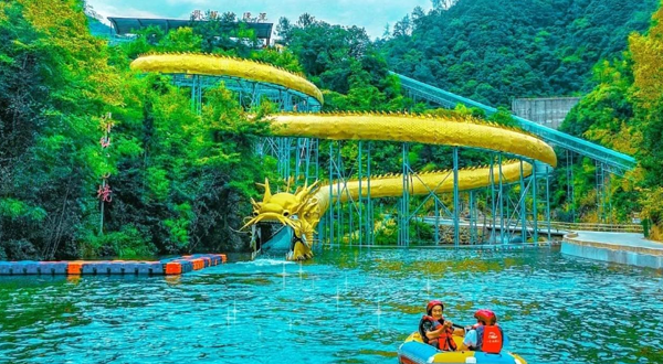 卧龙胜境丛林探险漂流