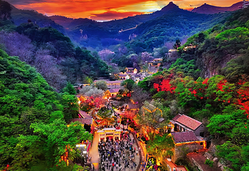 山东文旅·红叶柿岩旅游区第 1 张图片