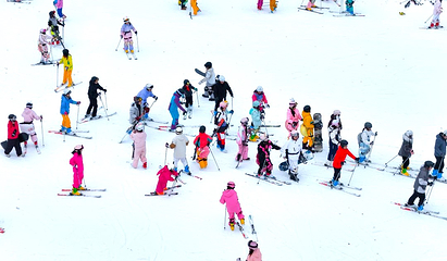 神农架中和国际滑雪场第 52 张图片