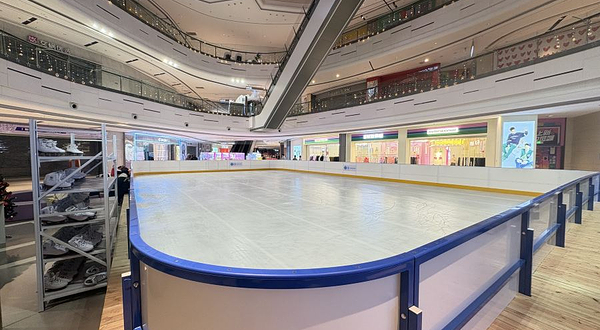 真冰滑冰场(李沧万达店)