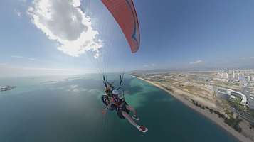 垂直星球崖州湾国际滑翔伞飞行营地