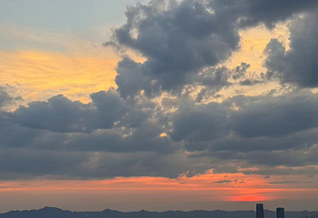 【重庆】世贸·天台131高空观景台第 7 张图片