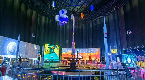 《飞天逐梦》中国航天科技展