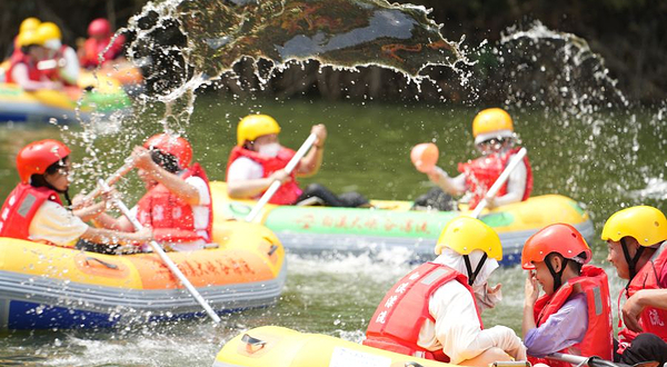 白溪寻仙谷漂流