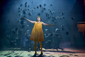 英国伦敦 · 《龙猫》舞台剧 