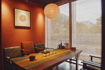 四口曰田非遗火塘烤茶(虹桥机场店)第 8 张图片