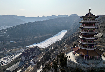 世际园滑雪场第 8 张图片