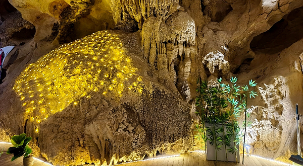 凉风洞户外探险营地