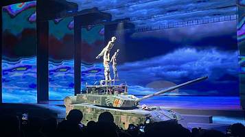 《特种兵》—中国首部现代军事题材极限艺术演·展秀