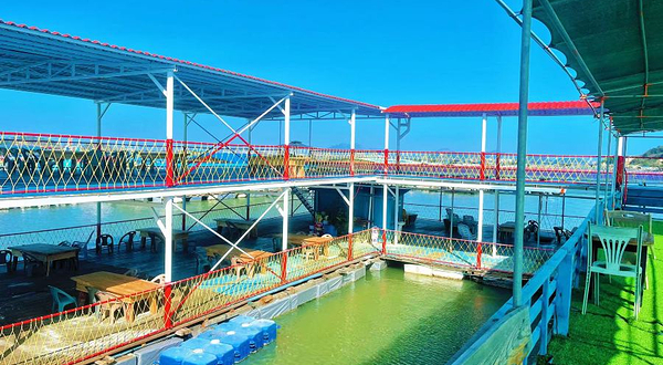 东山岛大鲨鱼休闲旅游俱乐部