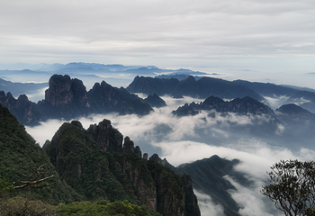 金秀圣堂山景区第 15 张图片