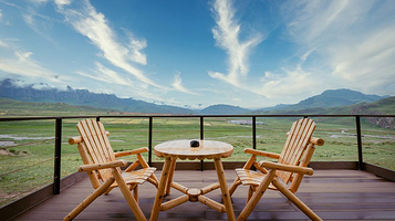 夏河甘加生态露营地