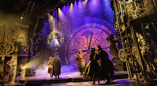 伦敦《魔法坏女巫》音乐剧