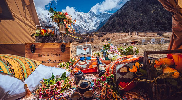 南迦巴瓦峰大本营露营地