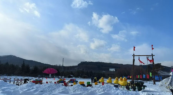 横道河子小镇游乐场