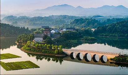 李时珍文化旅游区第 8 张图片