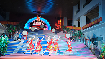 凤凰等待沉浸式体验中心