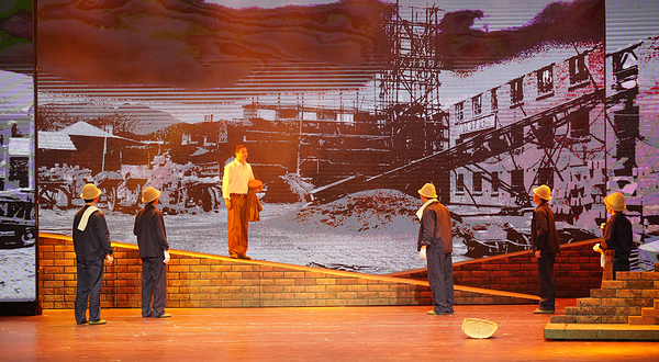 《风华·长沙》演出