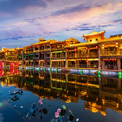 龙泉古镇·戏剧幻城