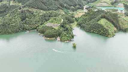 马鹿塘休闲垂钓基地第 9 张图片