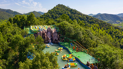 湖州(莫干山)龙出没峡谷探险漂流第 9 张图片