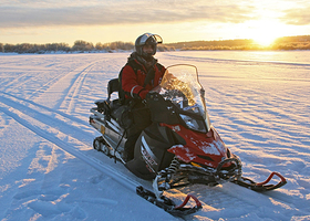 金山湖冰雪嘉年华
