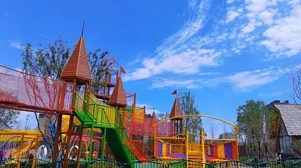 济南融创乐园林间攀爬第 6 张图片