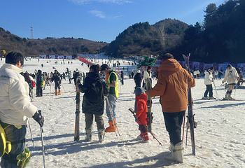玉龙滑雪场第 8 张图片
