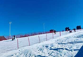 弯道山滑雪场第 4 张图片
