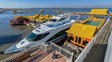 兴凯湖湖湾渔港度假村