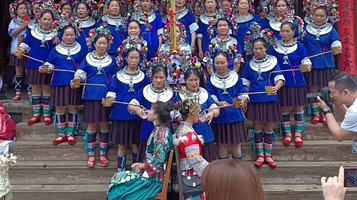 程阳岩寨老鼓楼