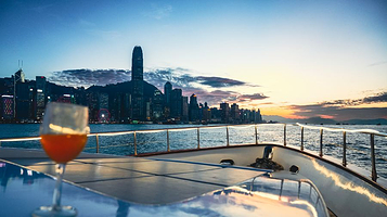 天际线之旅游船