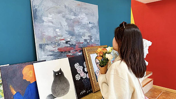 星期二谁没来艺术馆