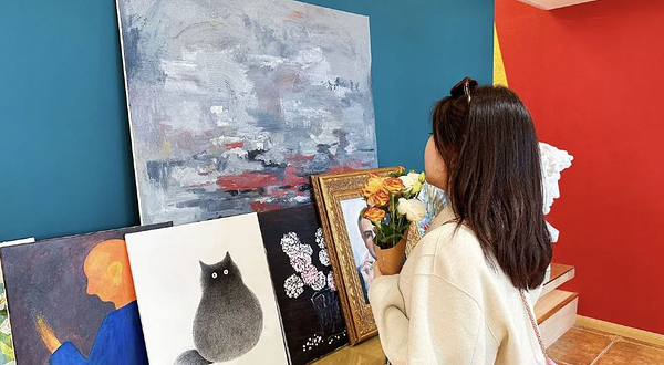 星期二谁没来艺术馆