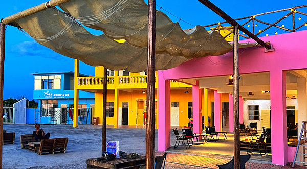 海虞姬亲子浆板赶海营地