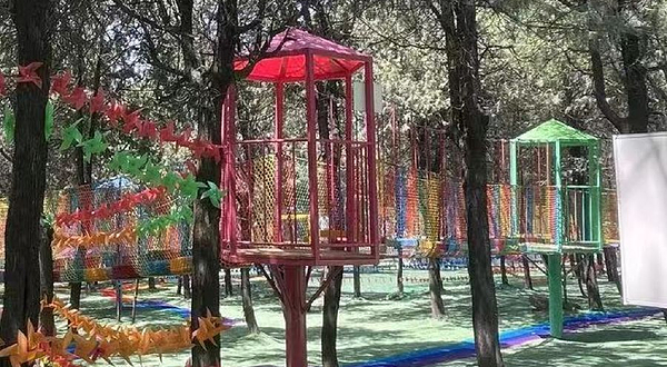 欢乐兔丛林穿越游乐园