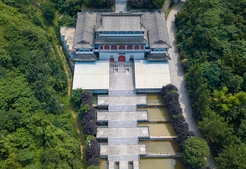 青华山卧佛寺景区第 11 张图片