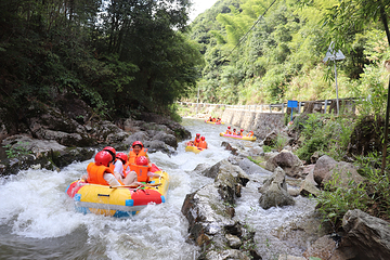 衢州大峡谷漂流第 5 张图片