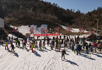 七星岭国际滑雪场第 24 张图片